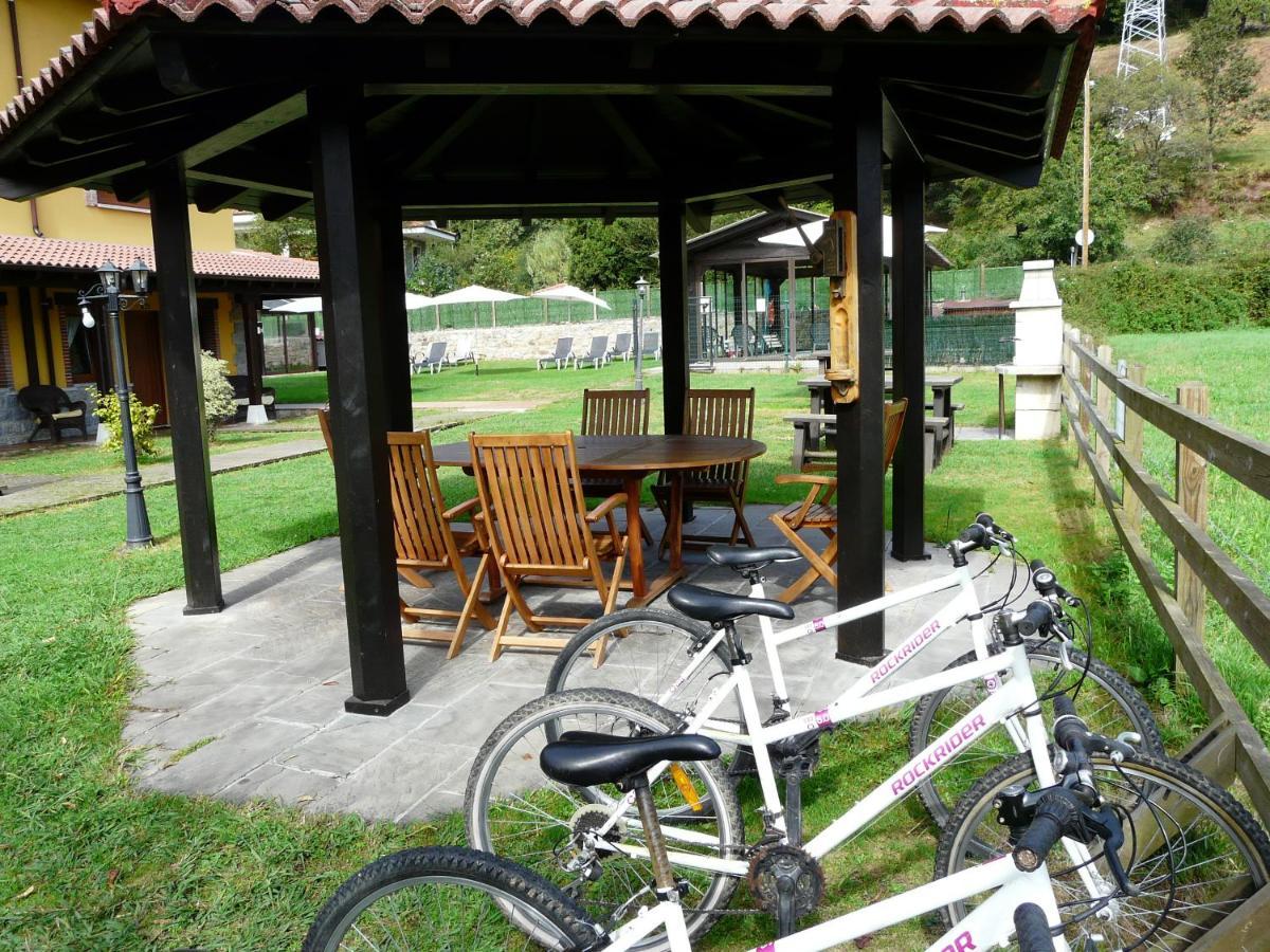 Apartamentos El Castaneu Corao 외부 사진
