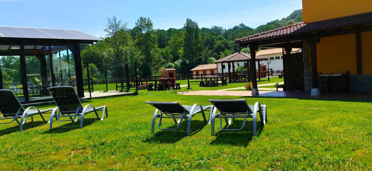 Apartamentos El Castaneu Corao 외부 사진