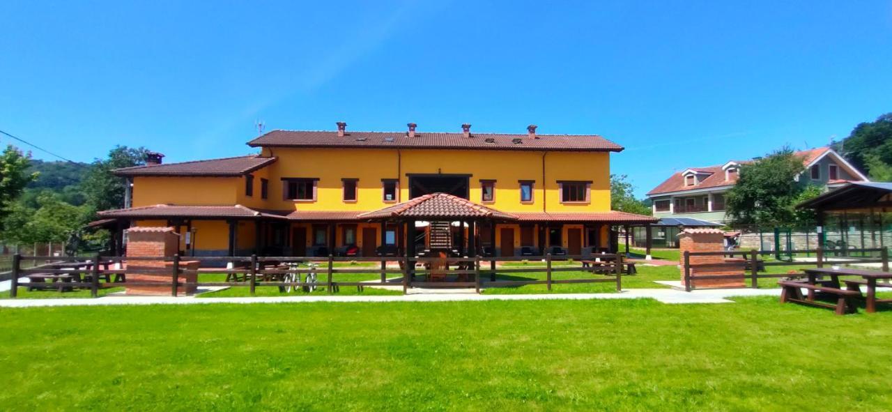 Apartamentos El Castaneu Corao 외부 사진